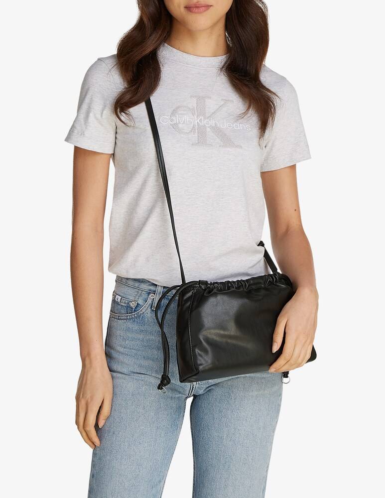 Calvin Klein Jeans Borsa a tracolla Gathered Saldi Di Fabbrica