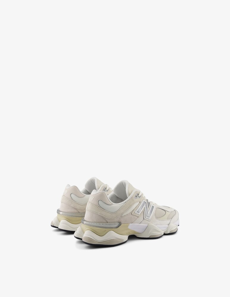 New Balance Sneakers 9060 Nuova