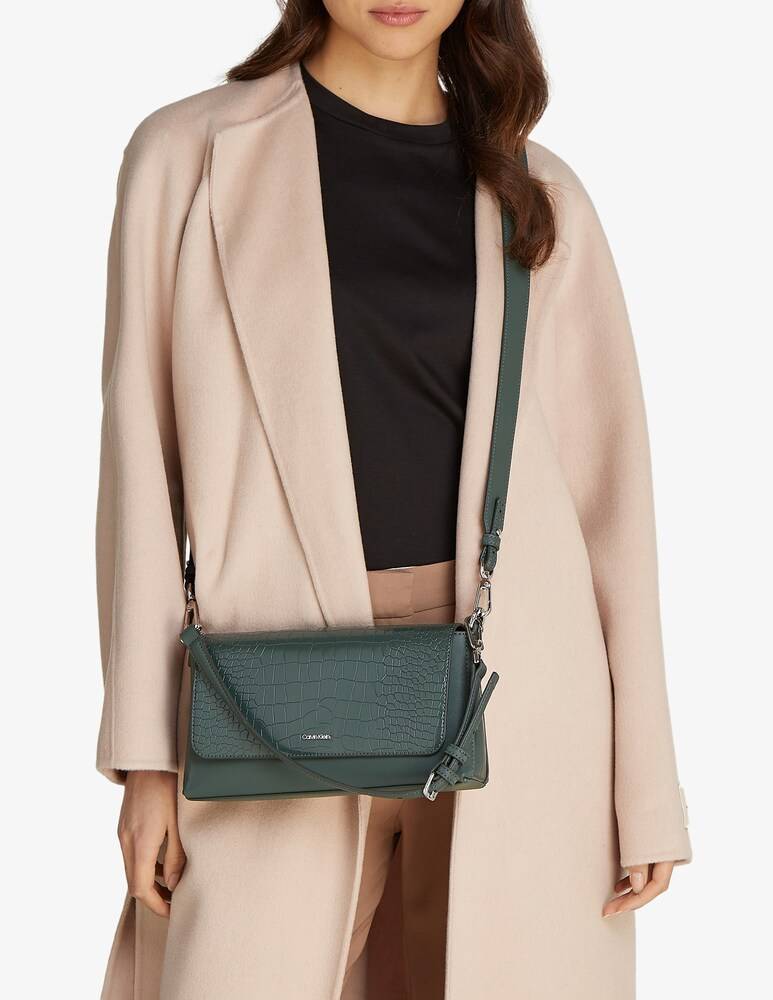 Calvin Klein Borsa a spalla CK Must Offerta
