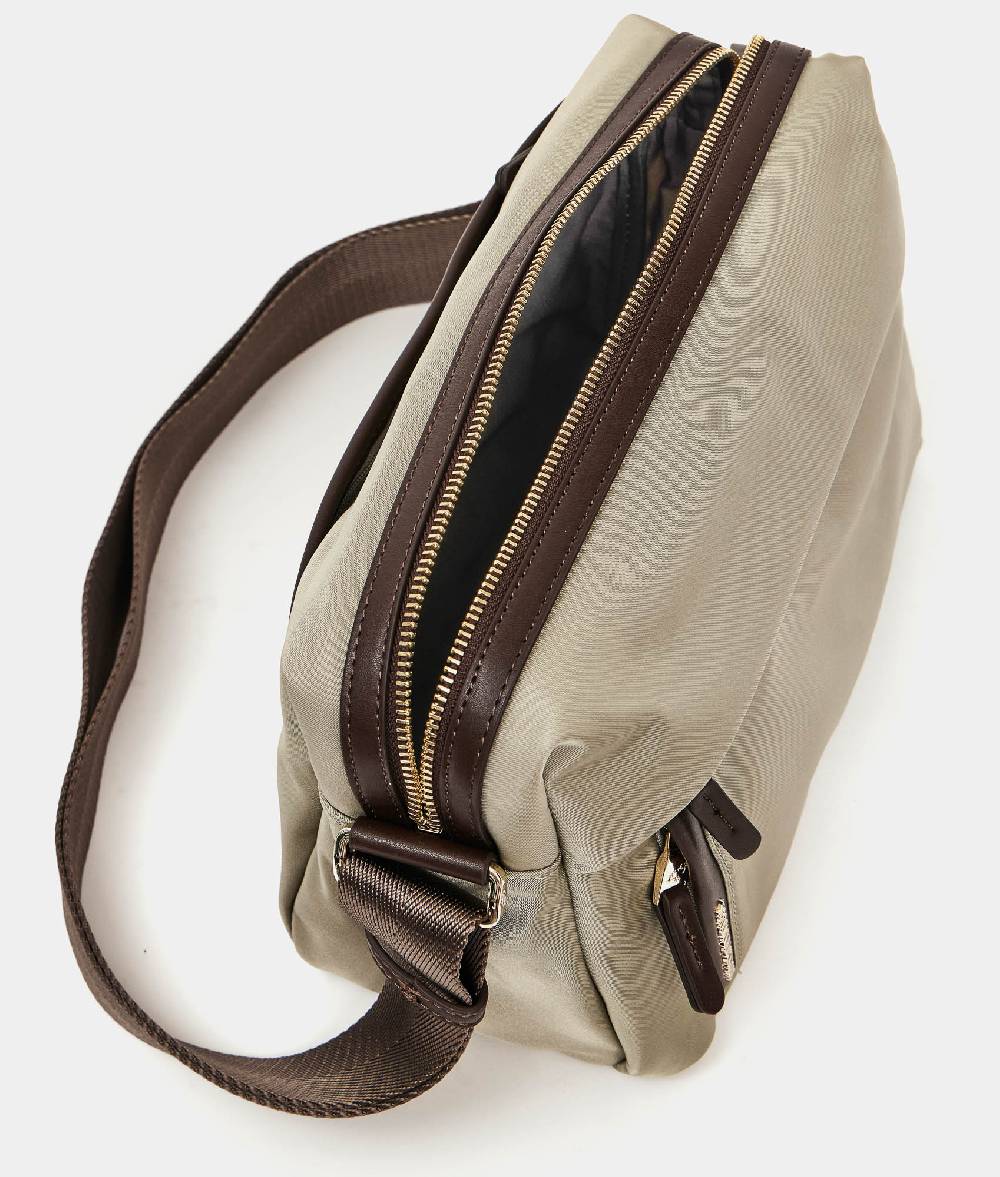 Mandarina Duck HUNTER CROSSOVER Mandarina Duck Prezzo Ridotto