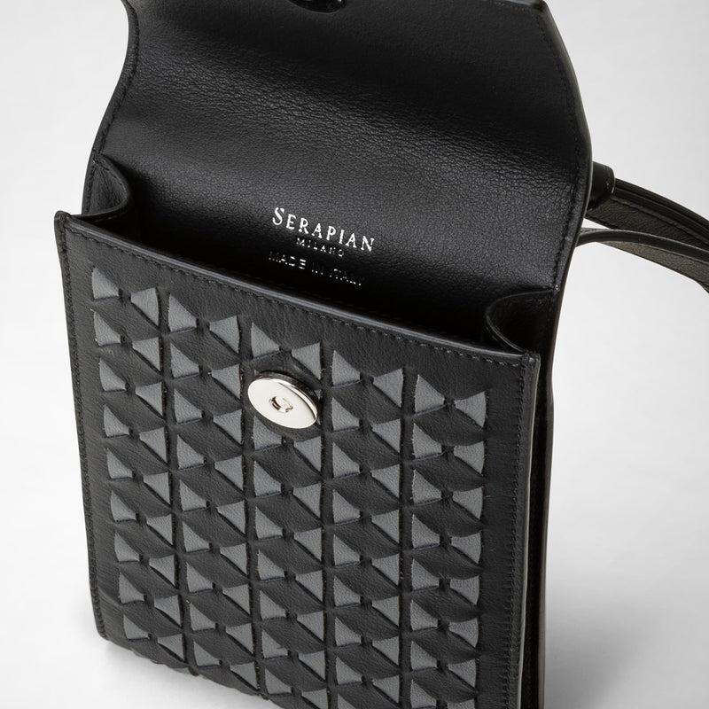 Serapian Phone case with strap in mosaico black asphalt gray Sostegno trimestrale
