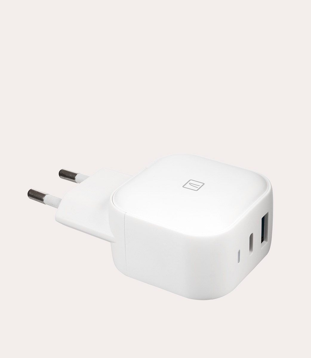 Tucano Doppio caricabatteria da parete USB-A/USB-C GaN da 38W Offerte