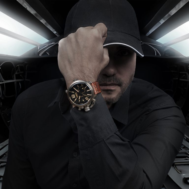 U Boat CAPSULE 50MM TITANIUM BK BE Offerte
