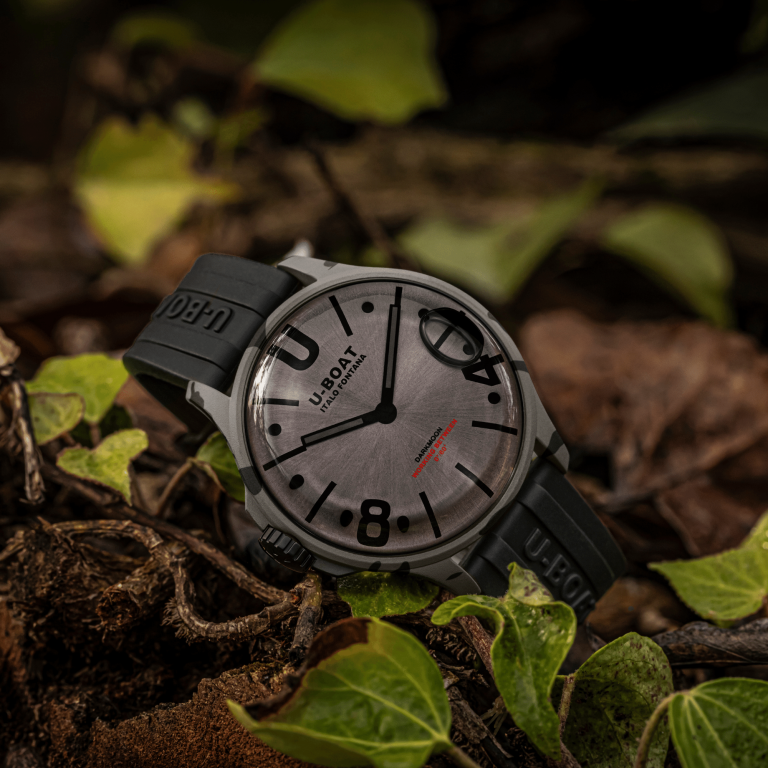 U Boat DARKMOON 44 MM BK GREY CURVED CAMOUFLAGE Offerta esclusiva