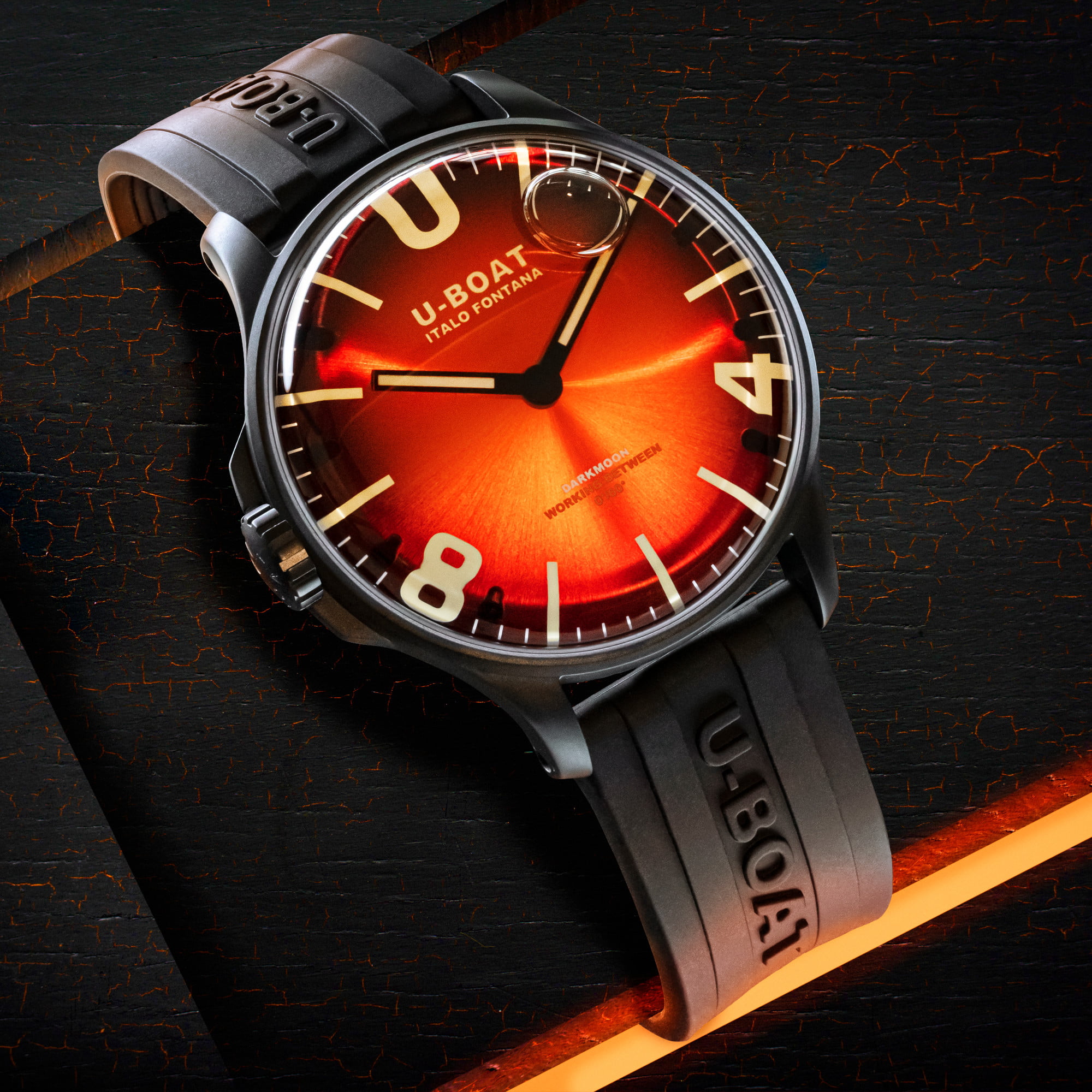 U Boat DARKMOON 44MM RED PVD SOLEIL Duty-free