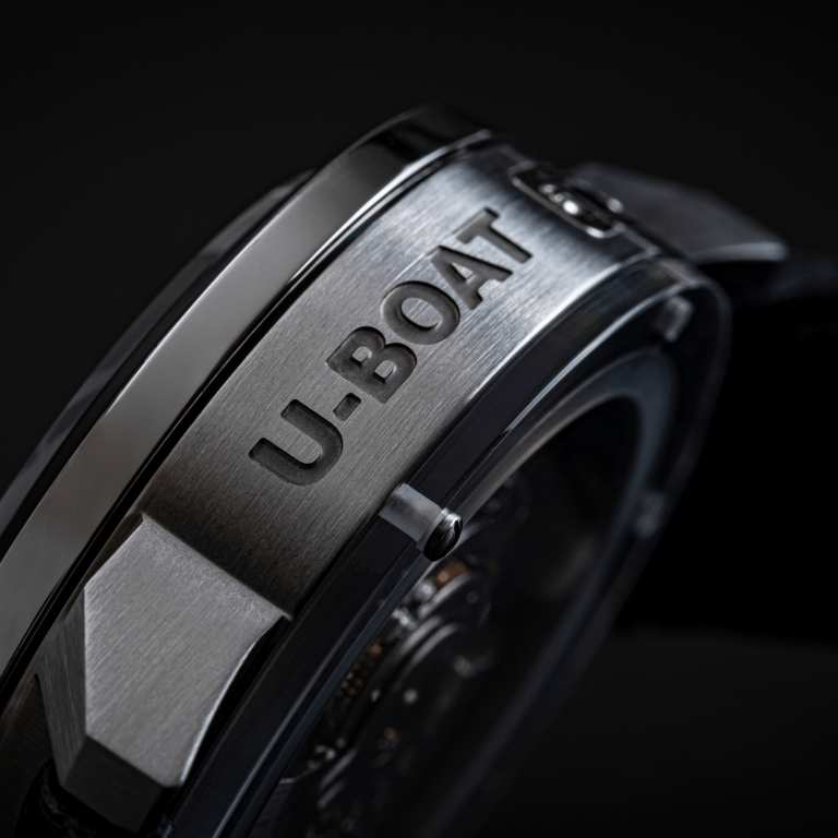 U Boat CLASSICO 42MM TUNGSTENO BLACK In Vendita