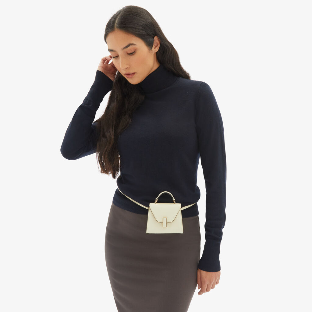 Valextra Borsa da cintura in pelle bianca con tracolla | Valextra Iside Qualità