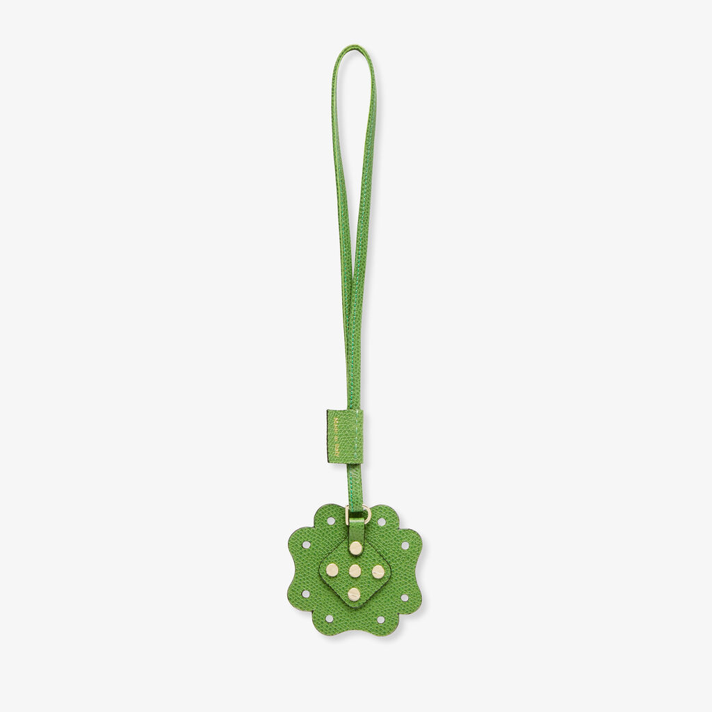 Valextra Charm Engineering Beauty Quadrifoglio | Pelle di vitello Millepunte | Verde Prato | Valextra Convenienza