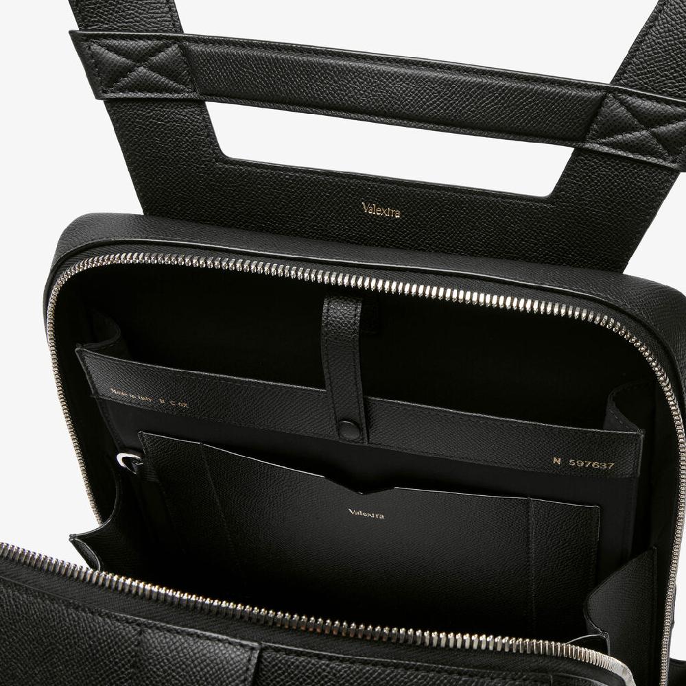 Valextra Zaino V-Line | Pelle di vitello Millepunte Soft | Nero | Valextra Pezzi Unici