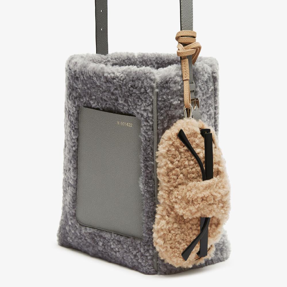 Valextra Custodia porta occhiali di Lusso in Shearling Beige In Vendita