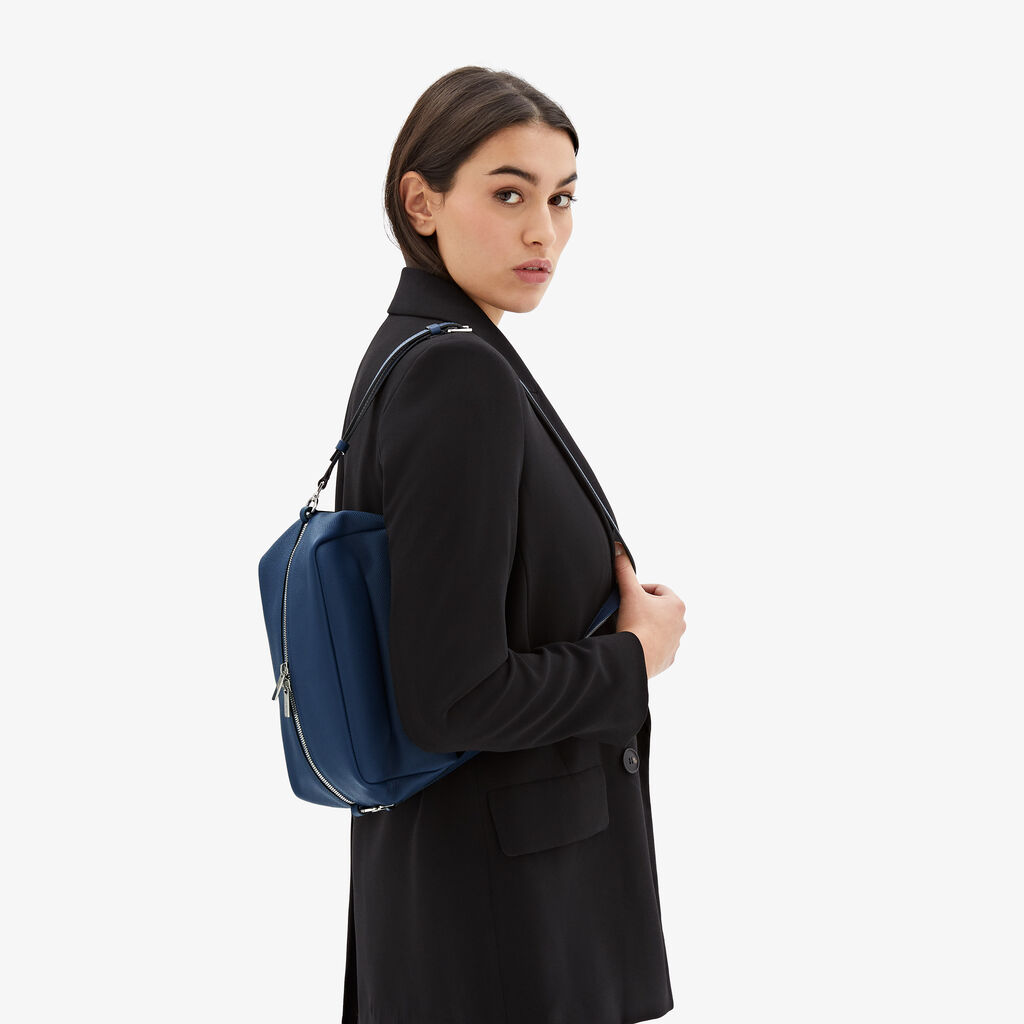 Valextra Borsa a tracolla da Donna di Lusso in Pelle Blu Zaffiro | Valextra Italy