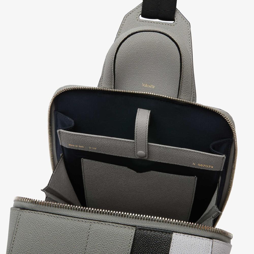 Valextra Zaino da Uomo di Lusso in pelle Grigia e Nera | Valextra V-Line Shopping Online