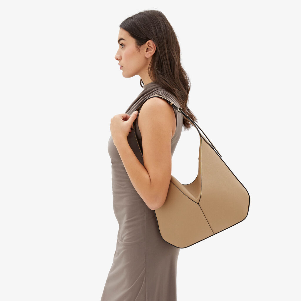 Valextra Borsa hobo da Donna di Lusso in Pelle rigida Beige | Valextra Vivi Offerta