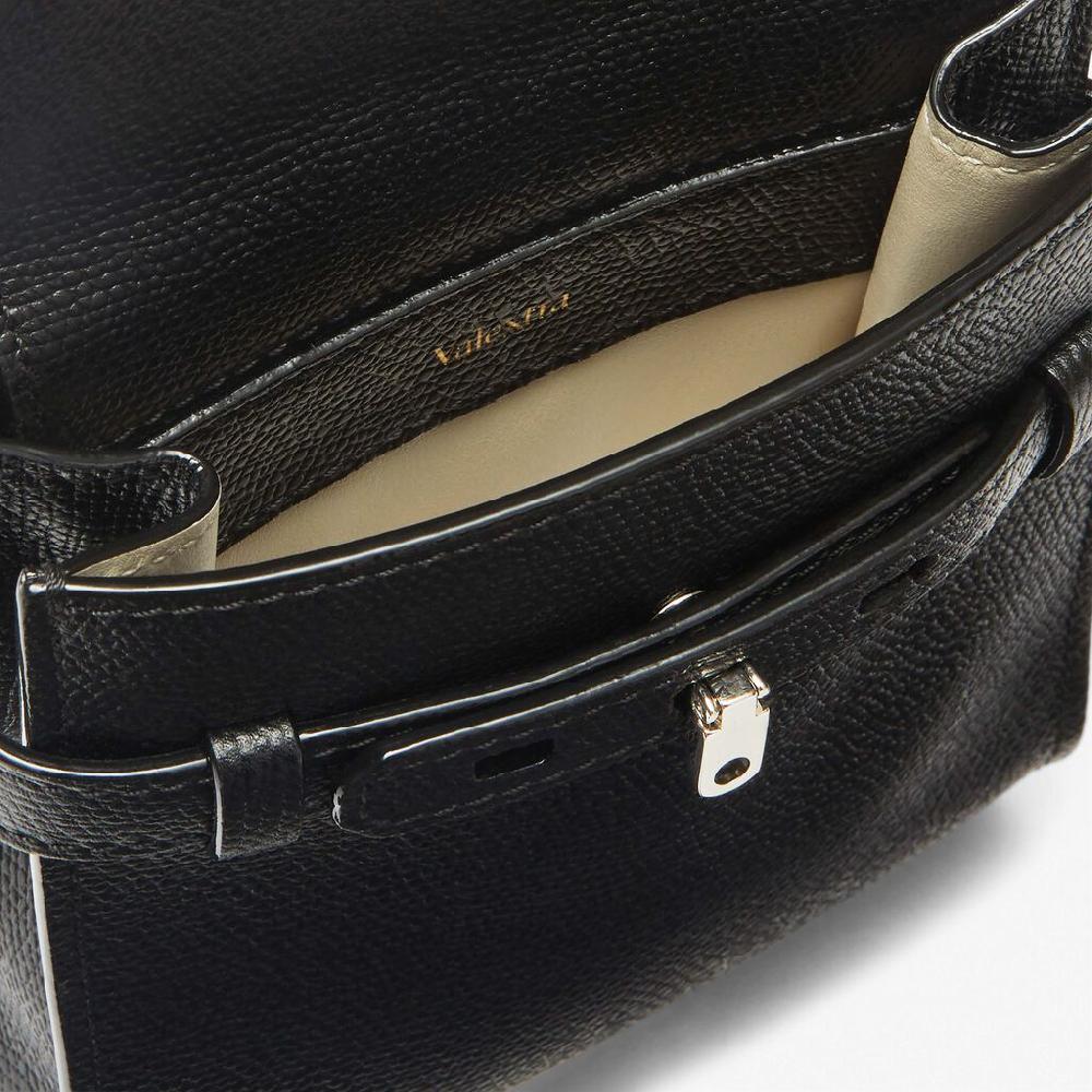 Valextra Borsa a tracolla slim Micro in Pelle Nera | Valextra Brera In Linea