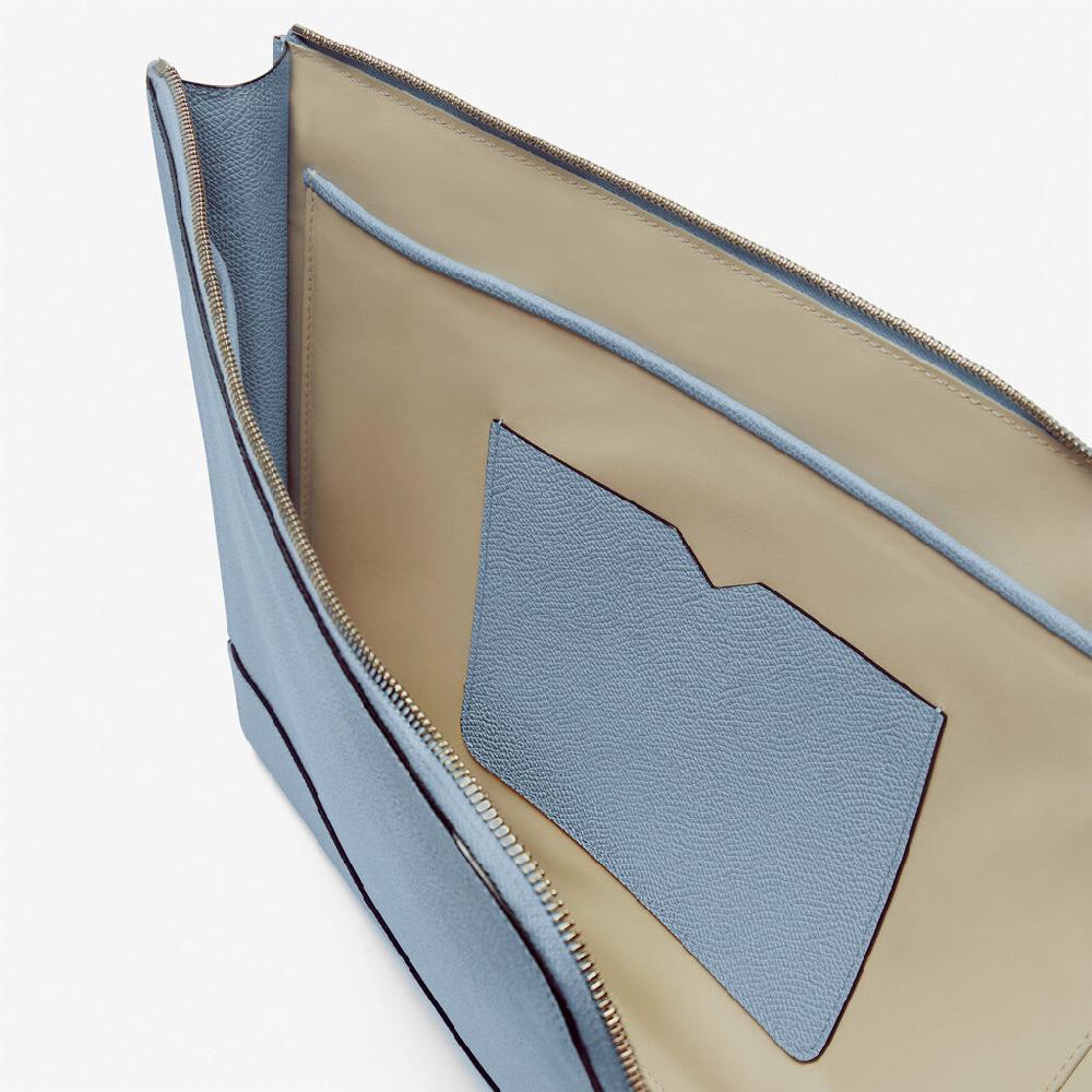 Valextra Pochette piatta portadocumenti in Pelle Azzurra | Valextra My Logo Acquista Ora