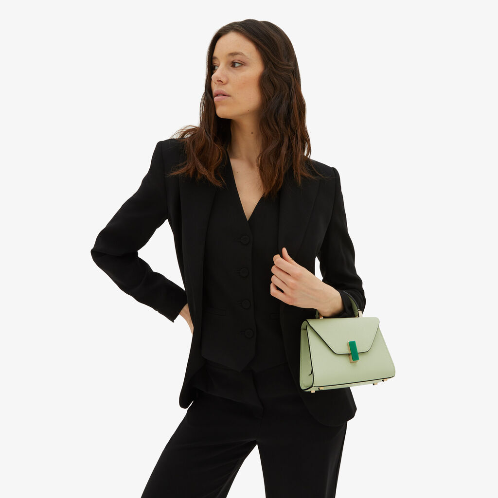 Valextra Borsetta da Donna in Pelle Verde chiara | Valextra Iside Nuovi prodotti