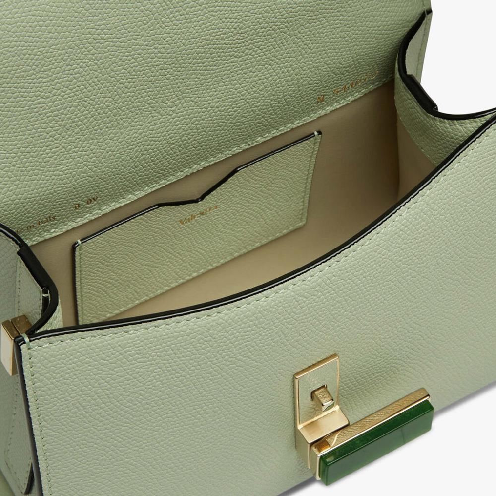 Valextra Borsetta da Donna in Pelle Verde chiara | Valextra Iside Nuovi prodotti