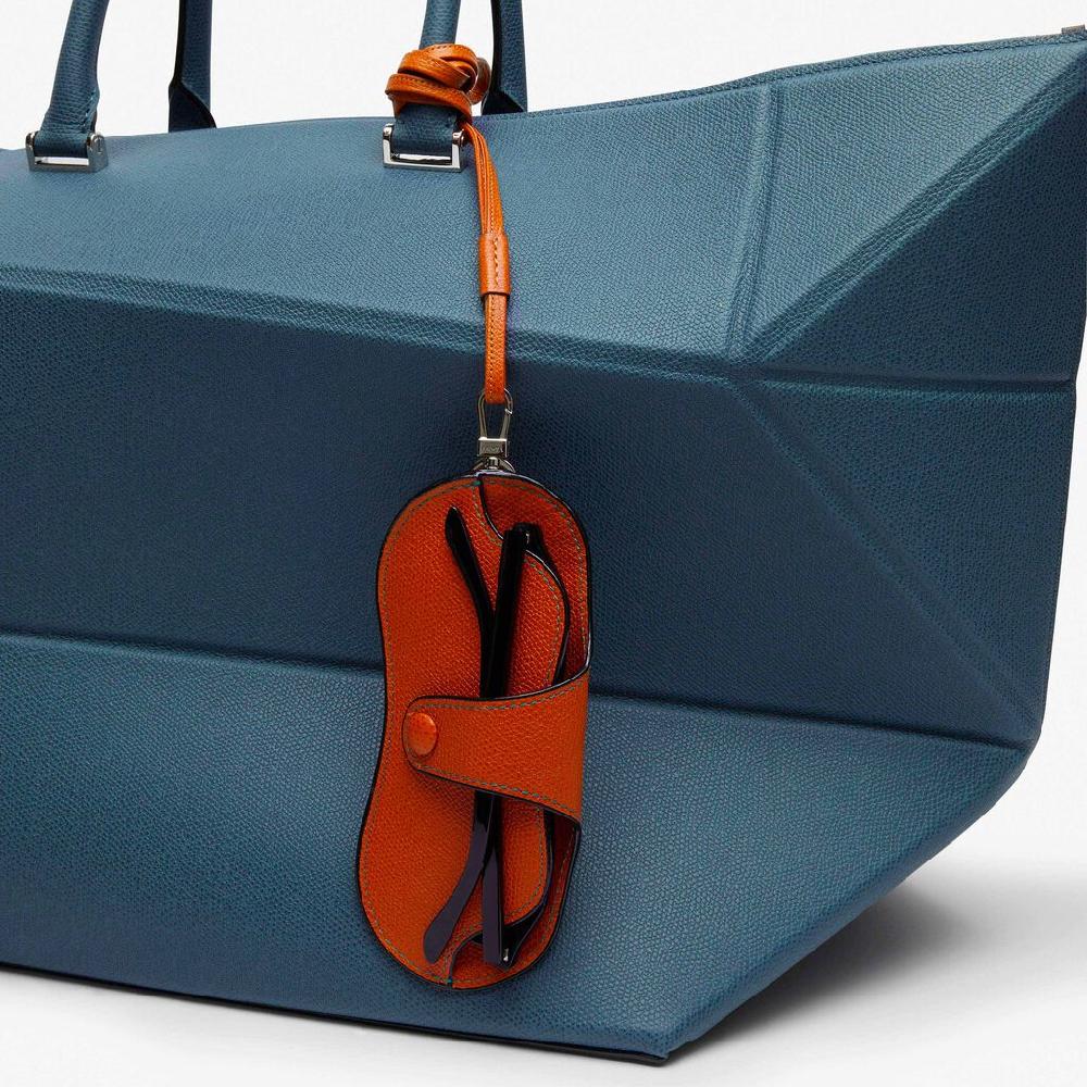 Valextra Porta occhiali con tracolla in Pelle Marrone | Valextra Shopping Online