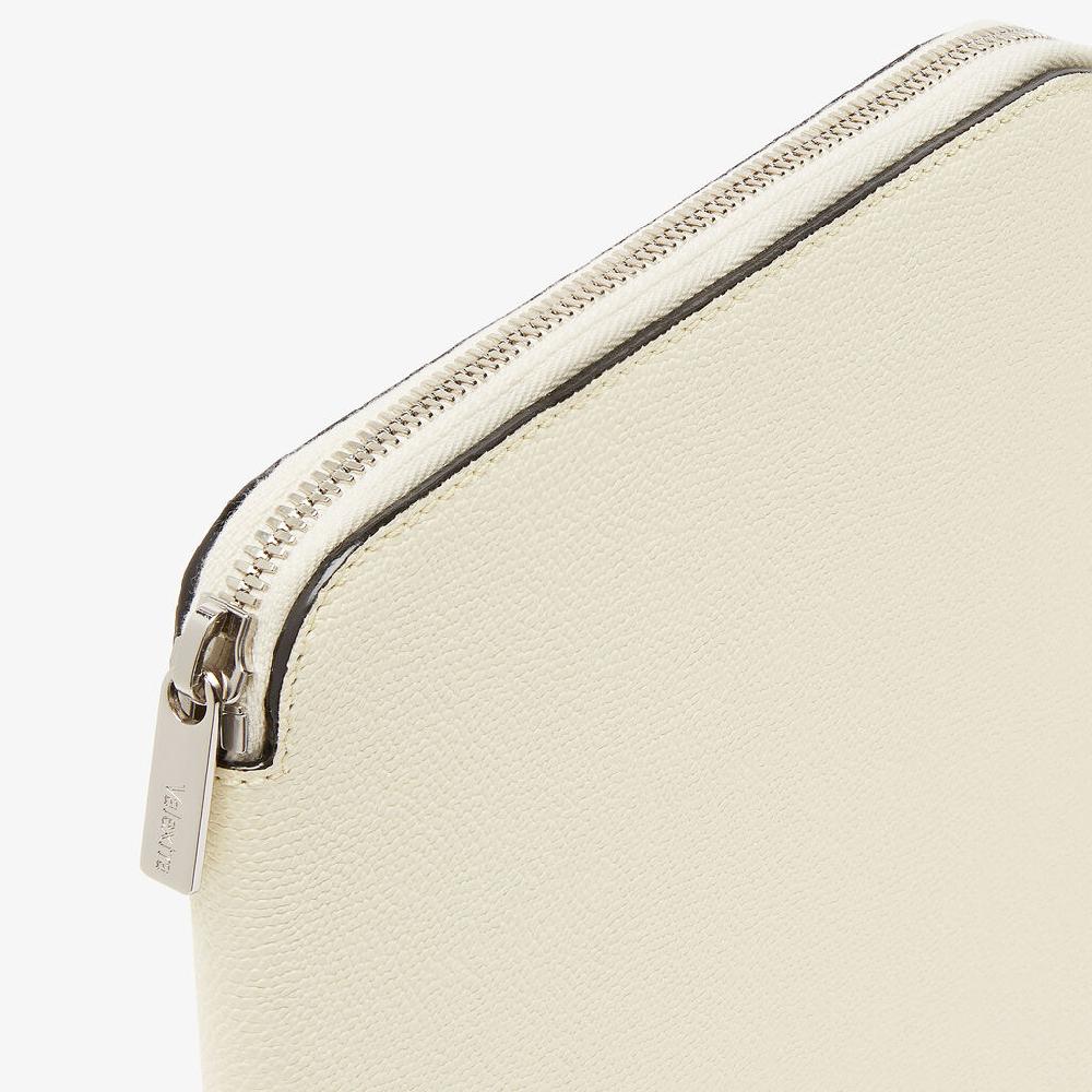 Valextra Cartella per Scrittura con Zip A5 | Pelle di vitello Millepunte | Bianco Pergamena | Valextra Promozione temporanea