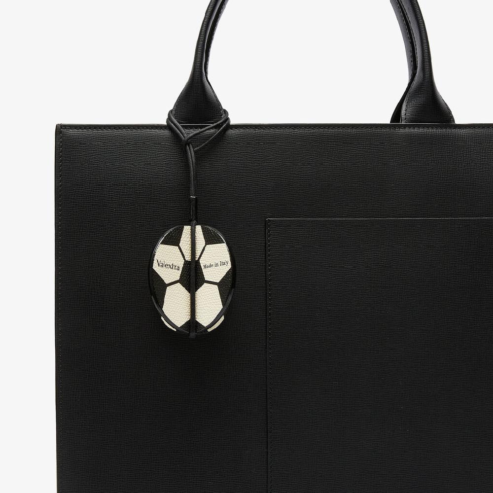 Valextra Charm palla da calcio da Donna in Pelle Bianca e Nera | Valextra I Più Venduti