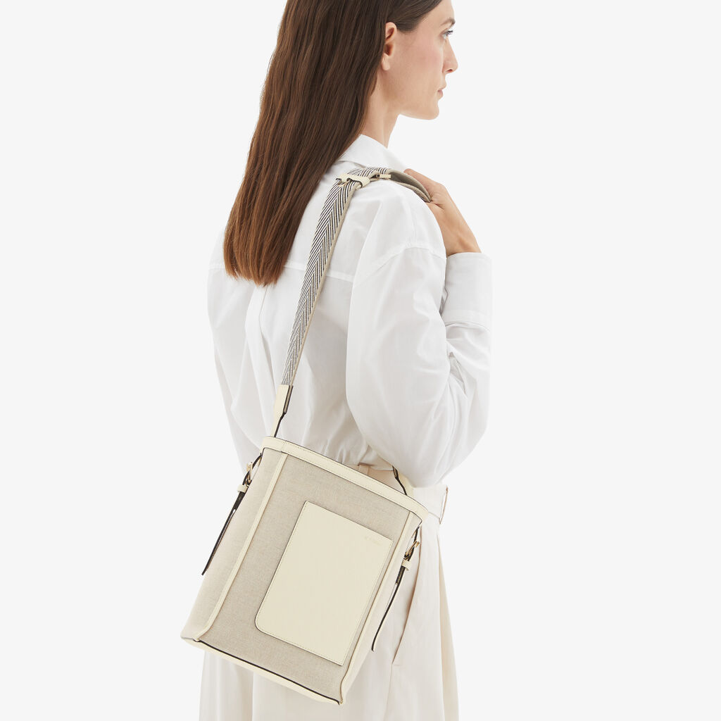 Valextra Borsa a secchiello da Donna in Tela Bianca e Beige | Valextra Soft Offerta San Valentino