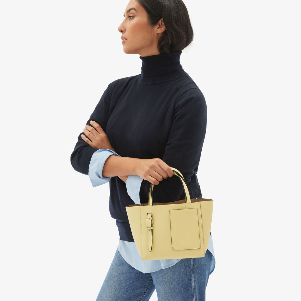 Valextra Borsa a secchiello Donna di Lusso in Pelle Gialla | Valextra Soft Offerta Anniversario