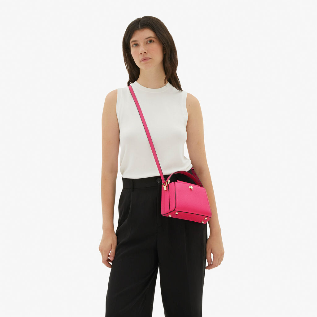 Valextra Borsa a tracolla Micro in Pelle Rosa Fucsia | Valextra Brera Super Saving Price