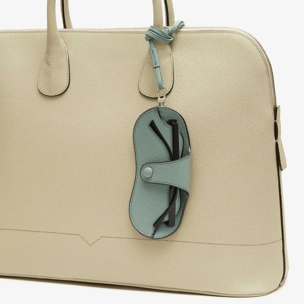 Valextra Porta Occhiali Con Tracolla | Pelle di vitello Millepunte | Verde Eucalipto | Valextra Fino al 55% di sconto