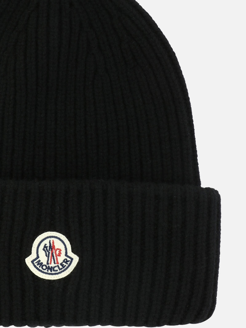 Vietti Moncler Berretto in lana e cashmere Fino al 65% di sconto