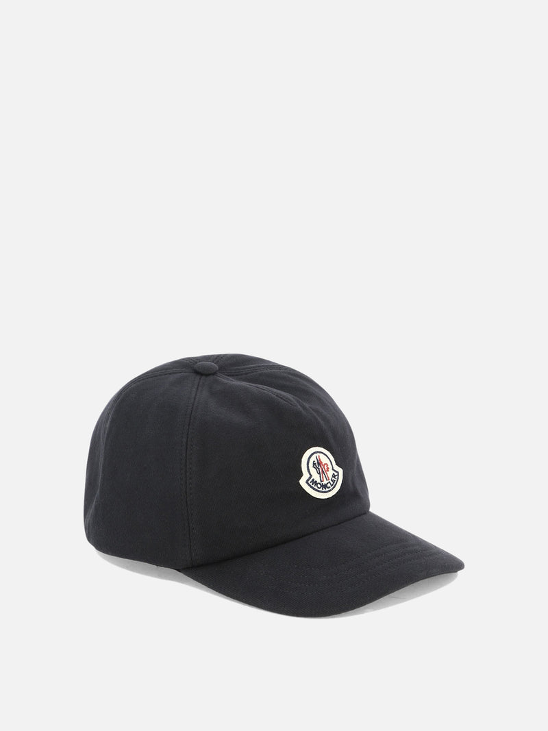Vietti Moncler Cappellino con logo Discount Store per i nuovi prodotti