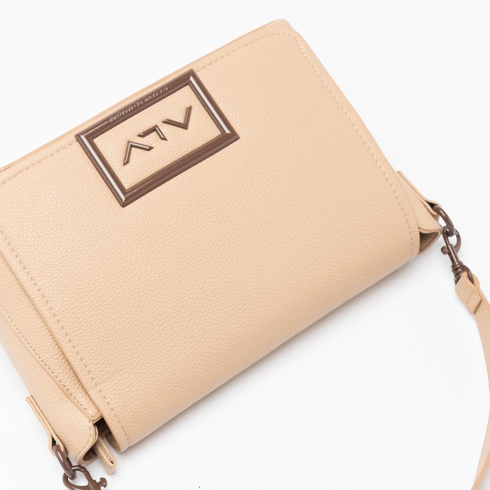 Alv by alviero martini Flap bag large ALV by Alviero Martini – ALVB7902 Qualità