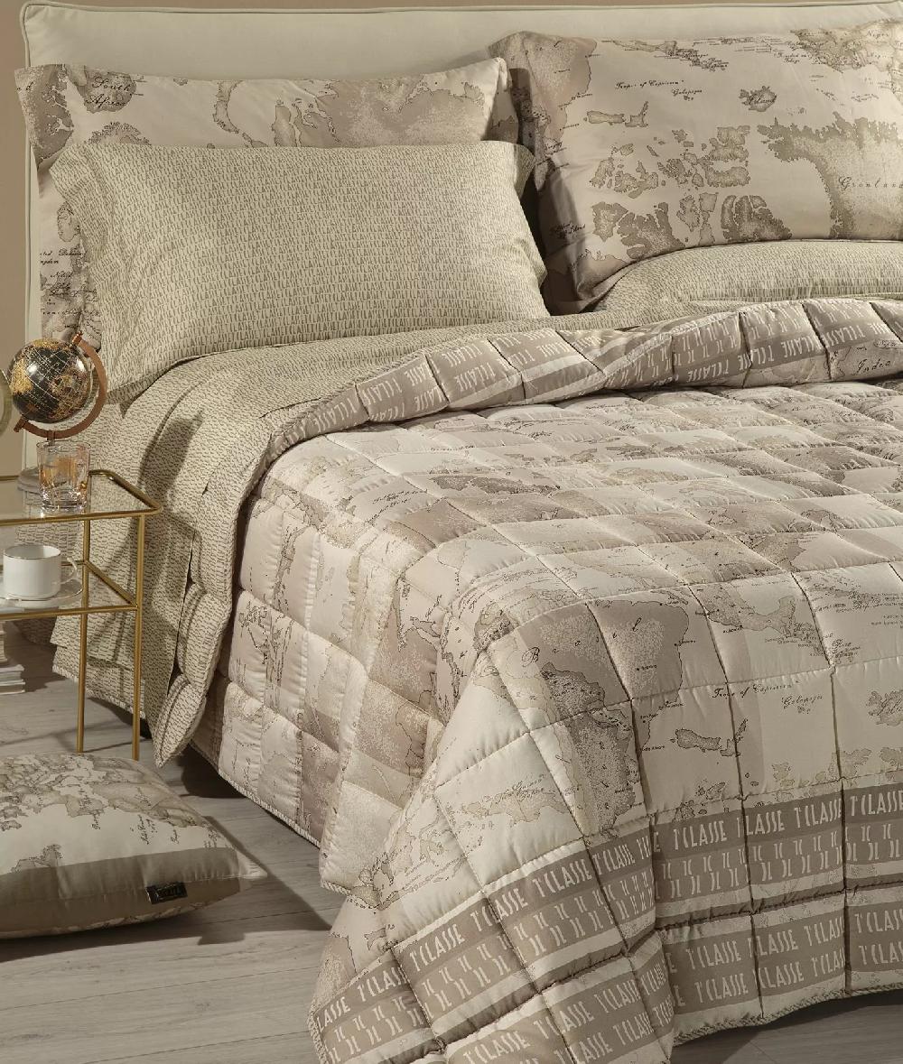 Alviero martini 1a classe Trapunta leggera in raso di cotone stampa Geo Safari Patchwork Saldi